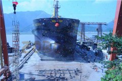 SHIP LAUNCHING AIRBAGS